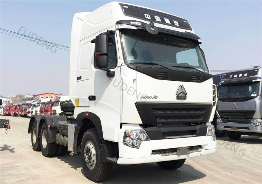 Sinotruk HOWO A7 Truck Head With Double Beds