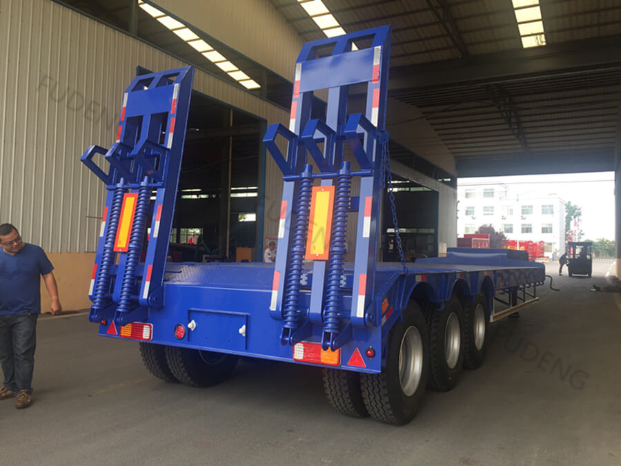 3 Axles 60Ton Low Bed Semi Trailer