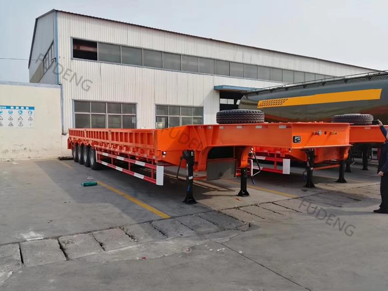 4 Axles 100Tons Lowbed Trailer1