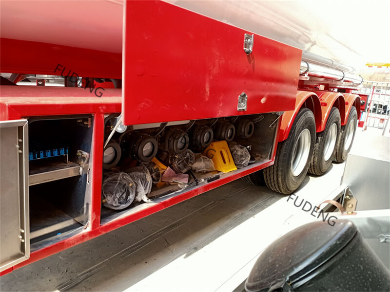 50000 Litres Fuel Tanker for Tanzania (1)