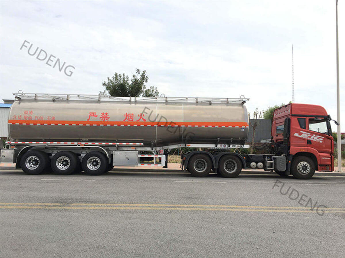 Customized 3 axles aluminum tanker trailer for sale (5)