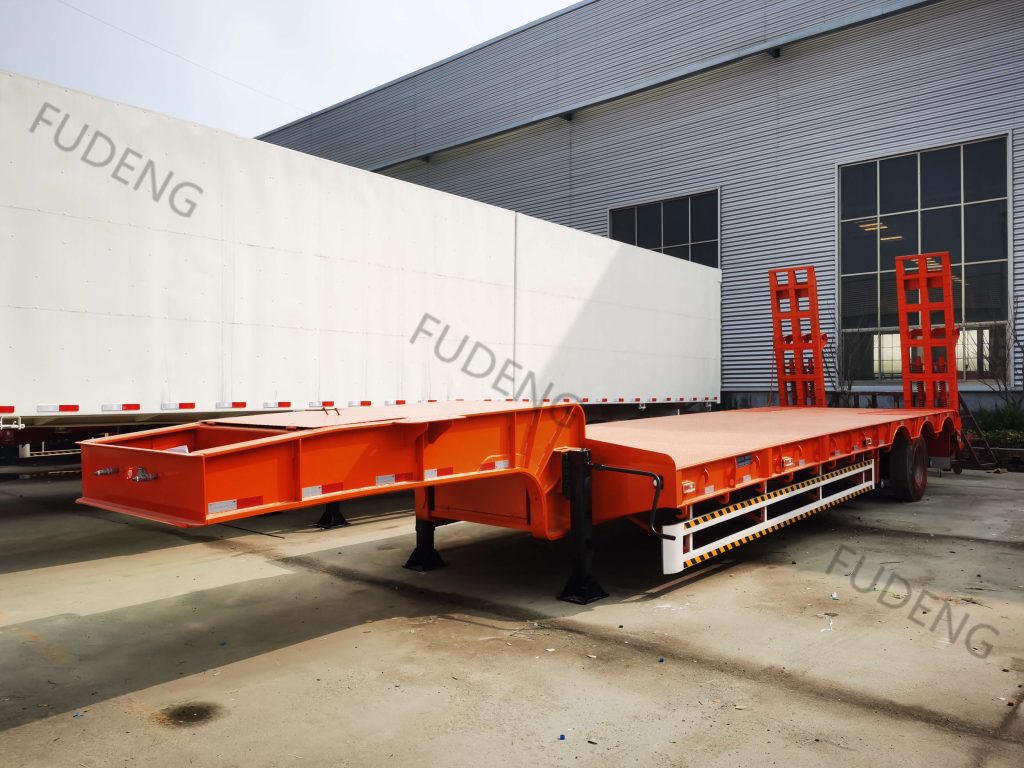 3 Axles 80 Tons Low Bed Trailer3