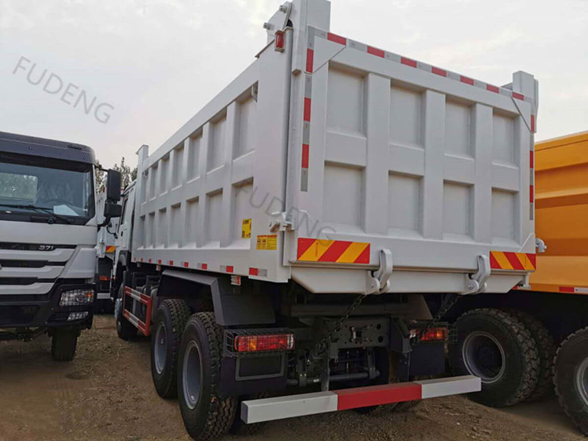 SINOTRUK HOWO Tipper For Sale