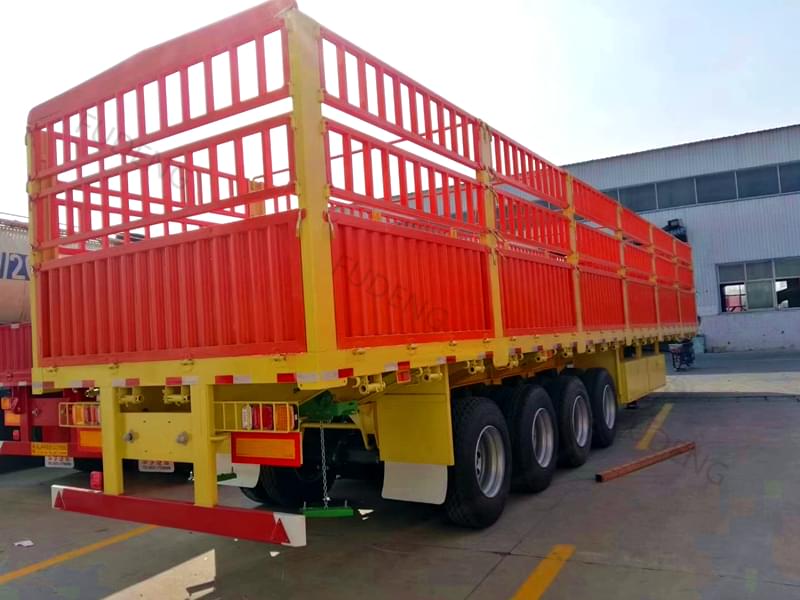 4 Axles 100T Bulk Cargo Carrying Flatbed Trailer With Fence