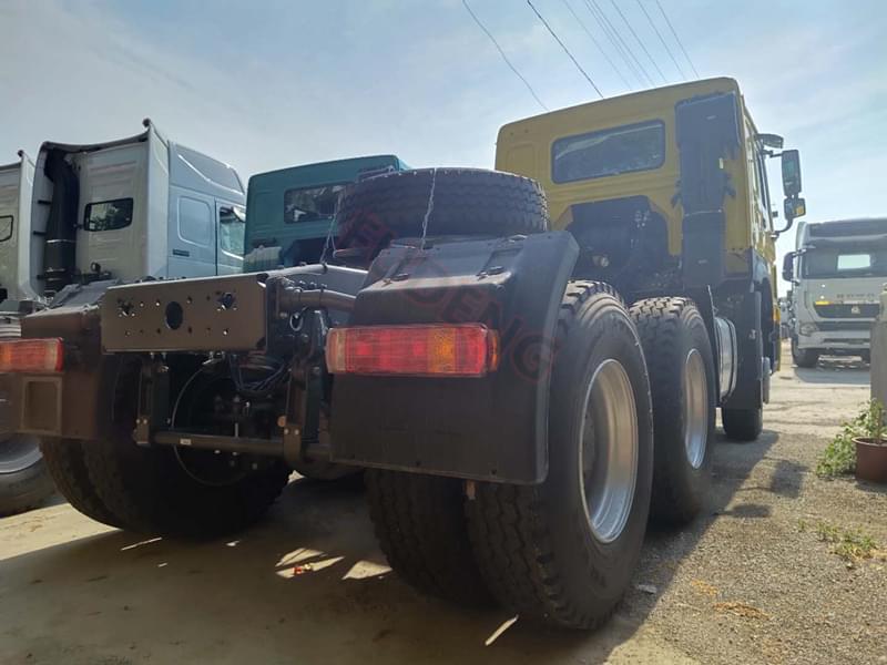 SINOTRUCK Howo 371HP Prime Mover
