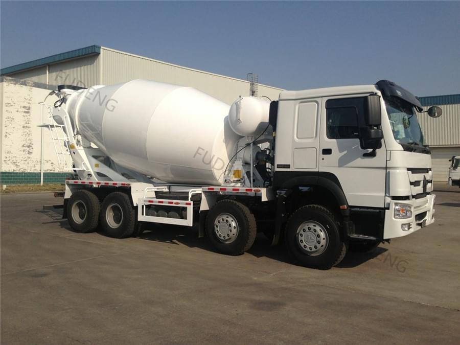 SINOTRUK HOWO 8×4 12CBM Concrete Mixer Tanker Truck2