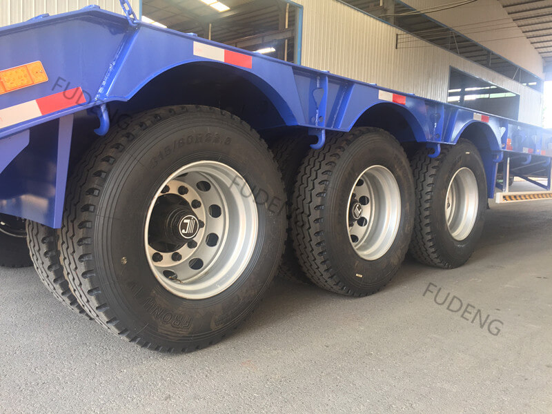 China low bed semi trailer (8)