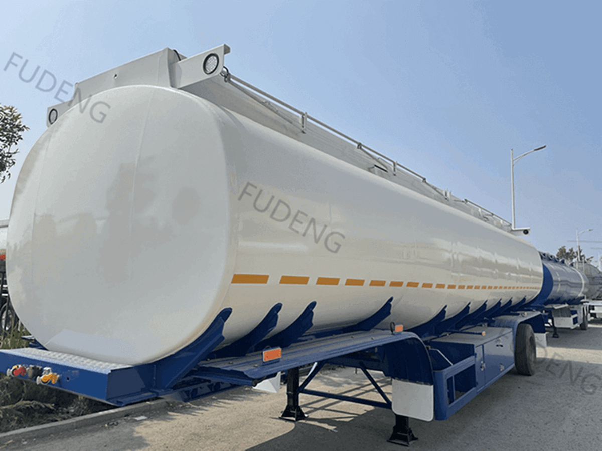 What is the advantage of aluminum fuel tanker trailers1