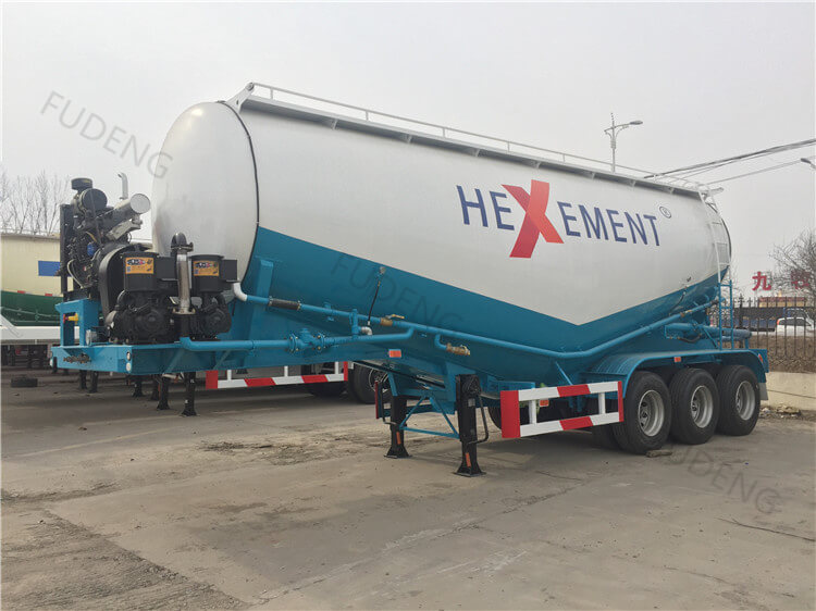 Cement bulker tanker trailer