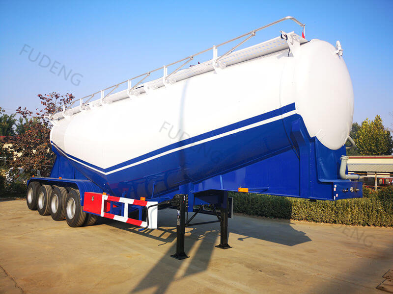 Dry powder silo trailer