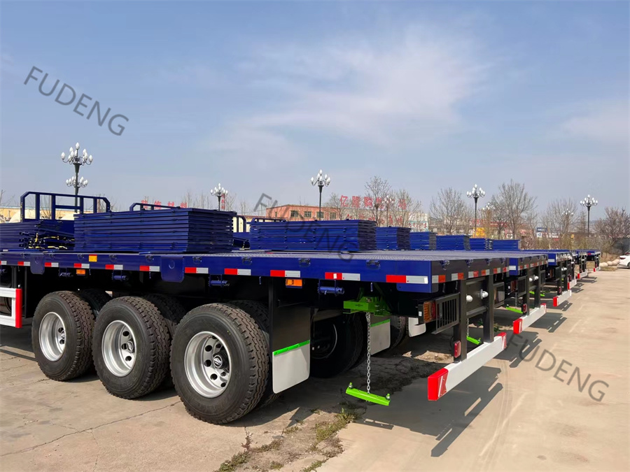 3 Axles Flatbed Trailer with Dropside and Front Board