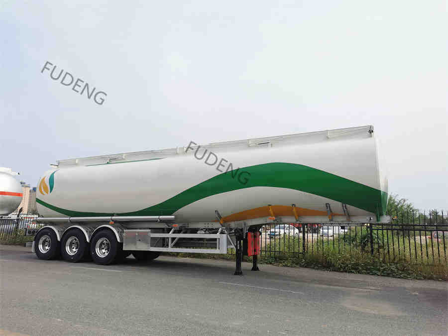 3 Axle Fuel Tanker Semi Trailer Manufacturer