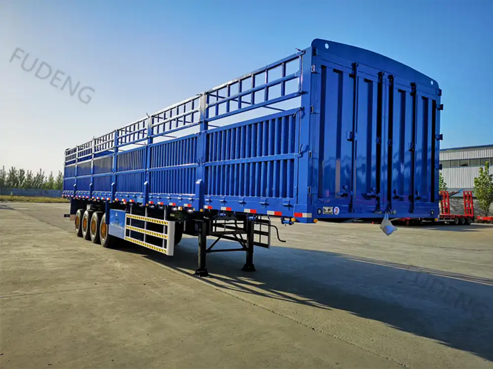 Cargo Trailer With Fence5